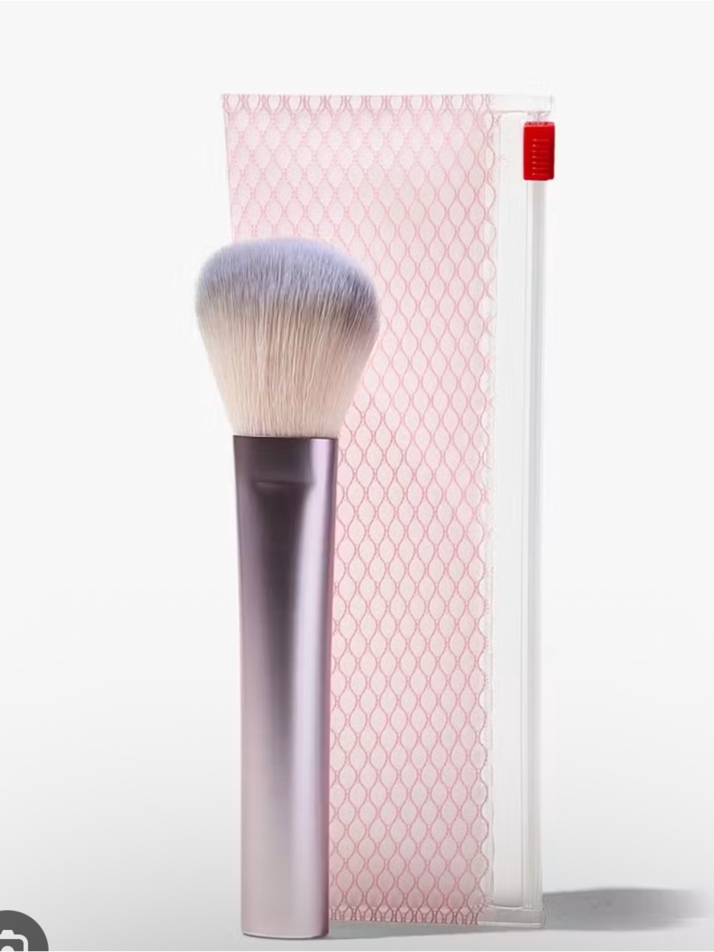 Glossier Wowder Brush